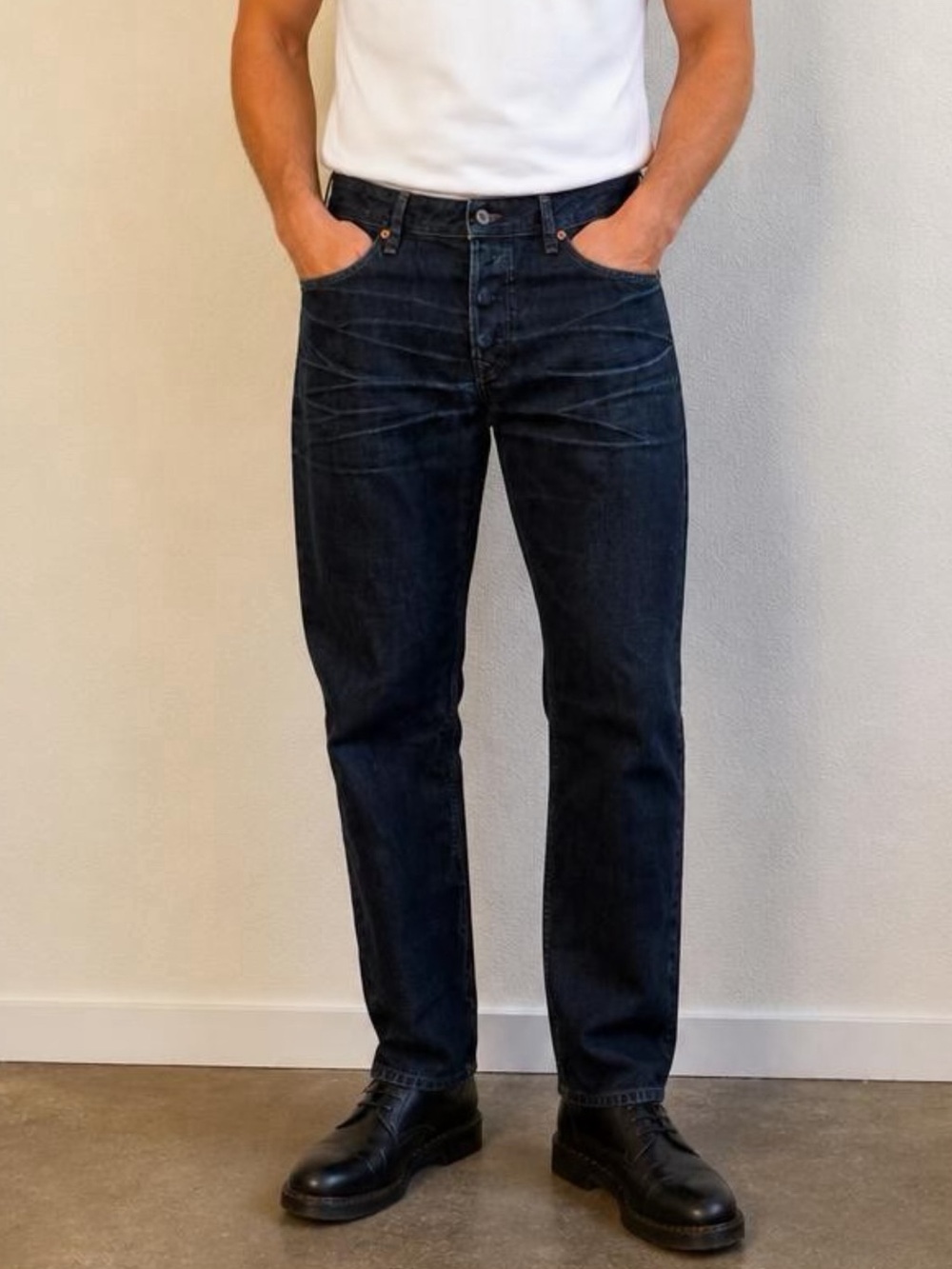 Diesel Men's Straight Dark Indigo Jeans 34x40 (fits 35x30) all cotton made USA